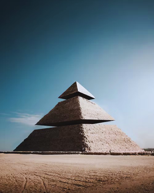 How Many Sides Do the Pyramids of Giza Have - History Glimpse